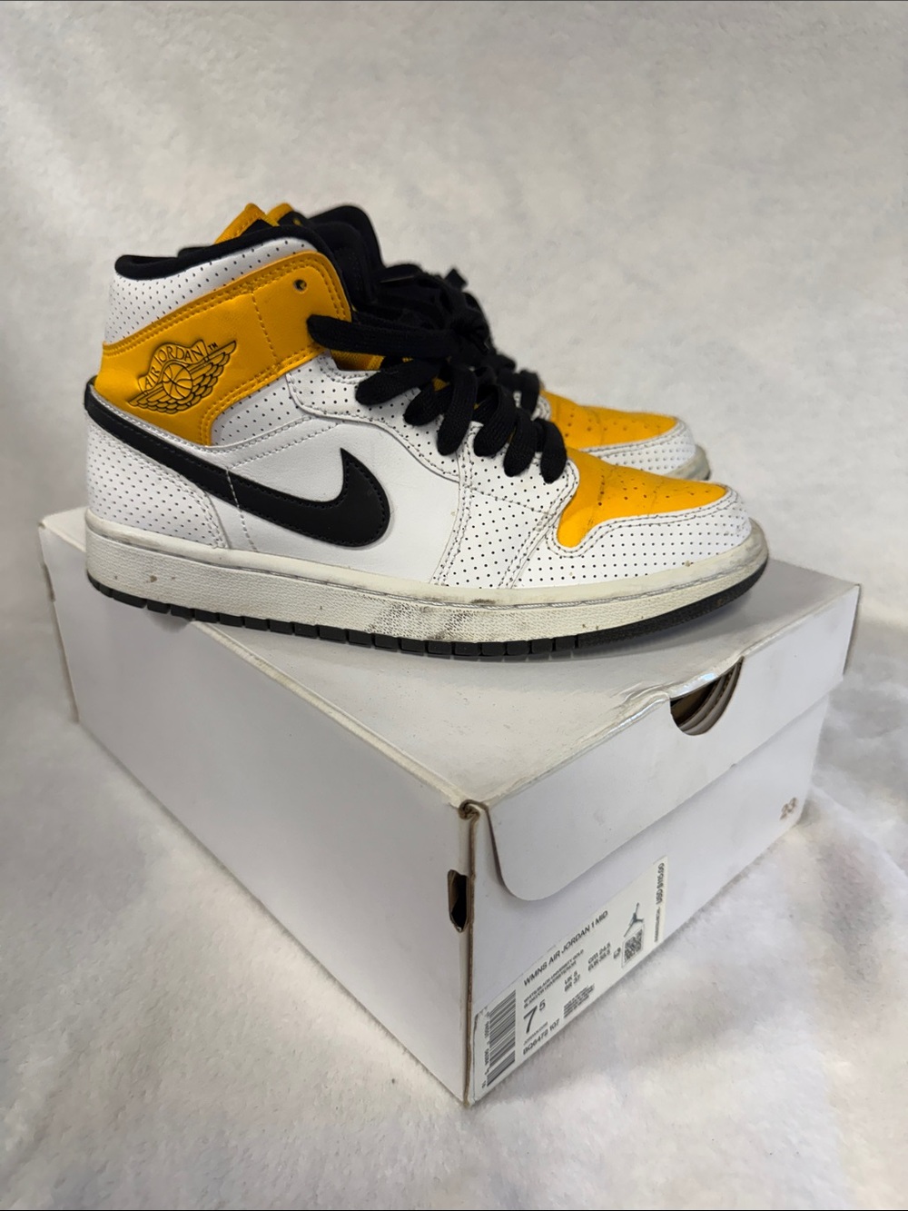 Nike Kids' Air Jordan 1 Mid - White, Yellow & Black